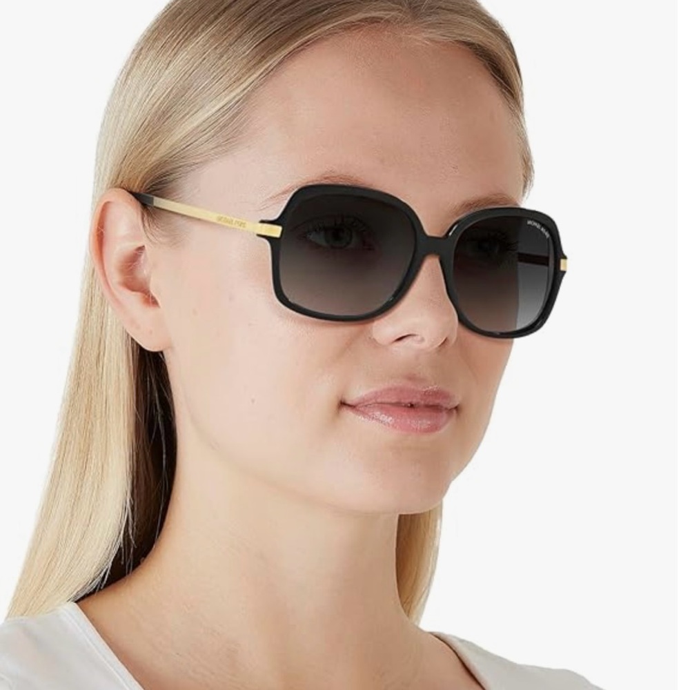 Michael Kors Chic Black Sunnies Stylish gold arms like new